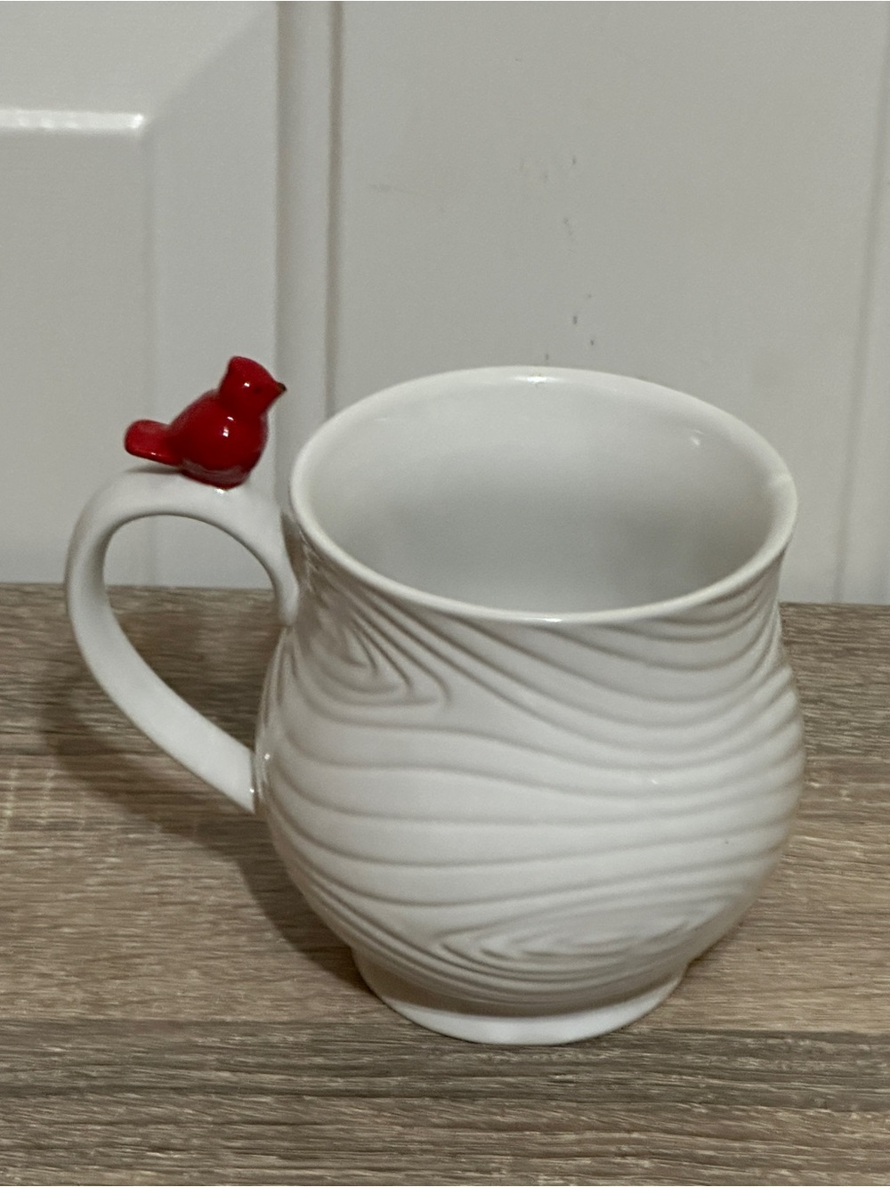 Temp-tations by Tara Woodland White coffee mug with Red cardinal figure 16 fl oz
